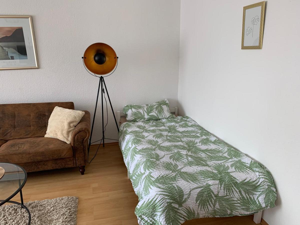 Schone, Gut Ausgestattete Wohnung Fur 1 Bis 4 Personen - Zentral Gelegen Бад-Емс Екстер'єр фото